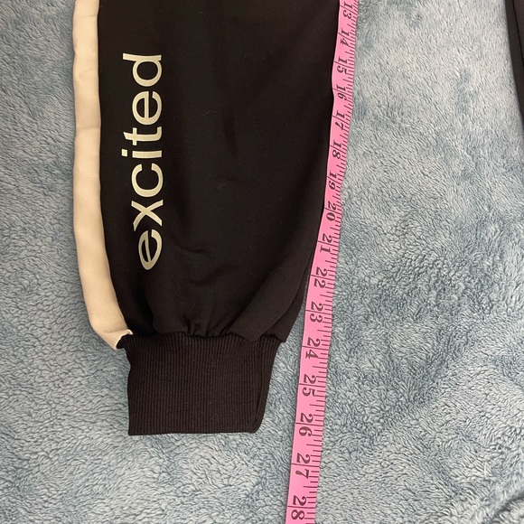 Hoodie & Pants Tracksuit Set Black & Pale Green Size M - Picture 11 of 14